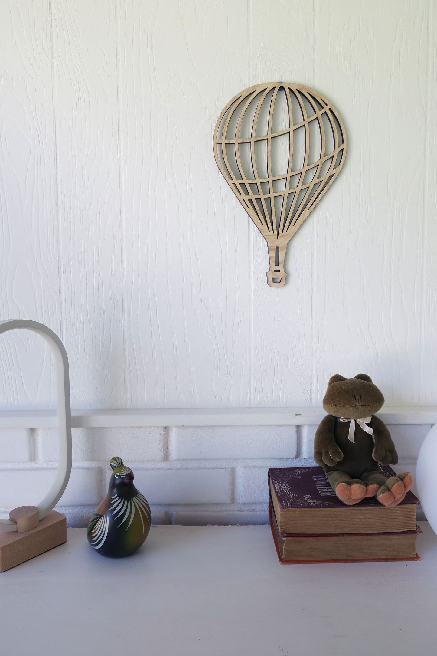 Wooden balloon wall decor